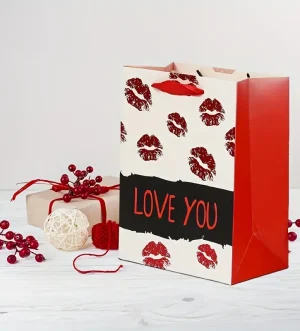 Love Kisses Gift Bag