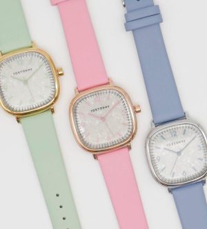 Basic Ladies Rubber Belt Watch